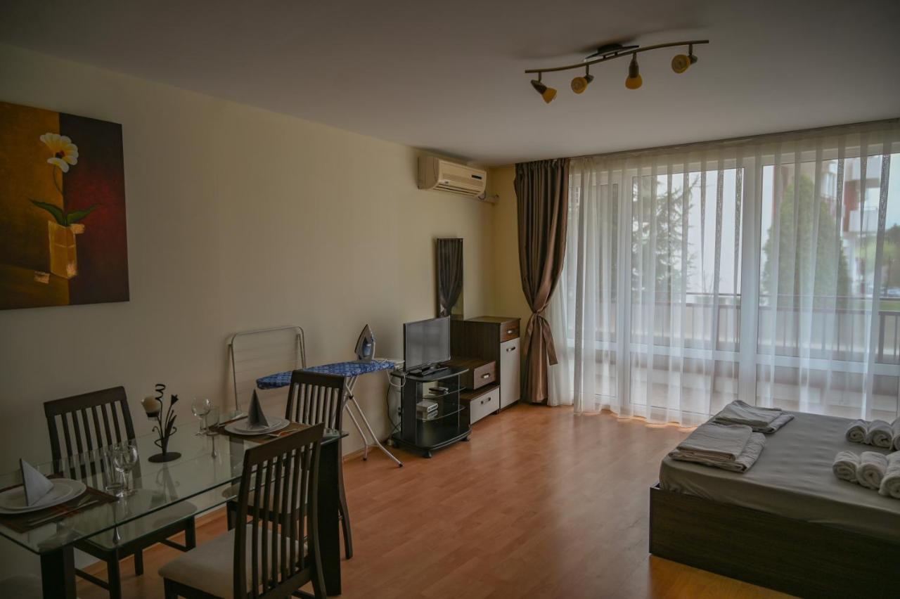 סבטי ולאס Panorama Fort Beach, Фамилно Студио Deluxe מראה חיצוני תמונה